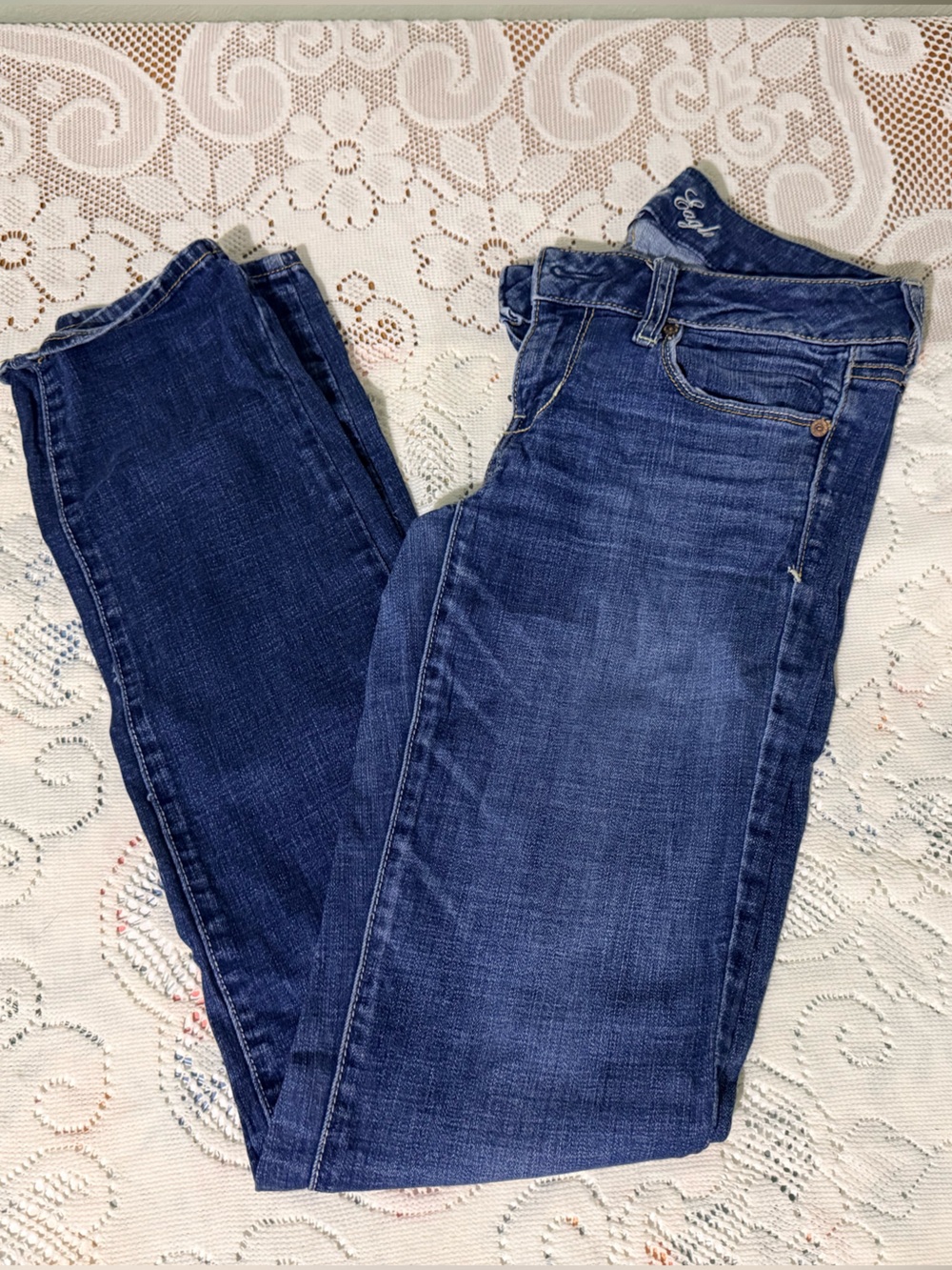 American Eagle Outfitters Women's Dark Blue Straight-Leg Jeans